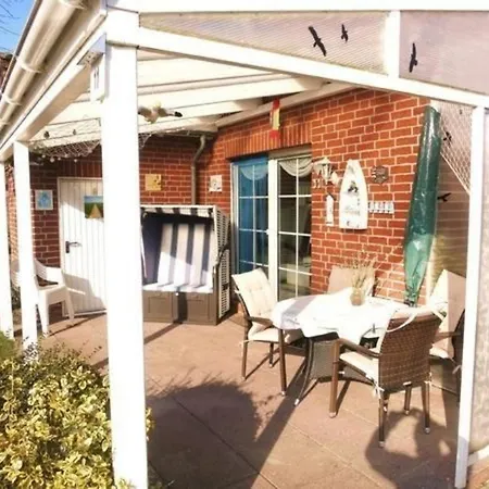 Σπίτι διακοπών Huus Wattenmeer In Nessmersiel Mit Garten, Terrasse, Sauna, Raeder, Und Grill Dornum