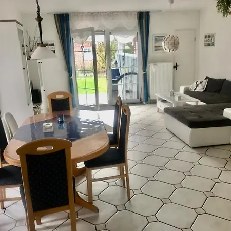 Huus Wattenmeer In Nessmersiel Mit Garten, Terrasse, Sauna, Raeder, Und Grill * Dornum