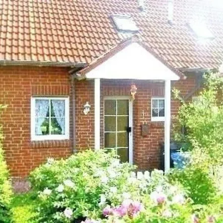 Huus Wattenmeer In Nessmersiel Mit Garten, Terrasse, Sauna, Raeder, Und Grill Σπίτι διακοπών